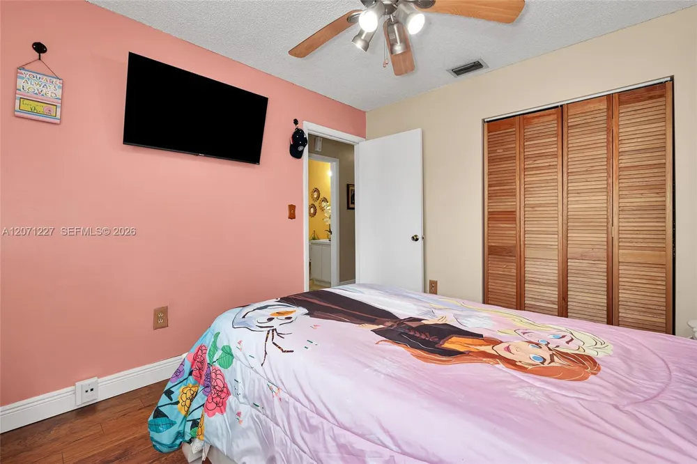 12916 SW 150th Ter Miami, FL 33186