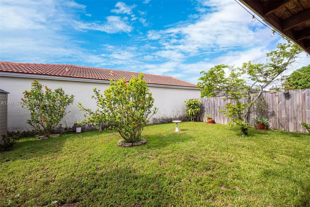12916 SW 150th Ter Miami, FL 33186