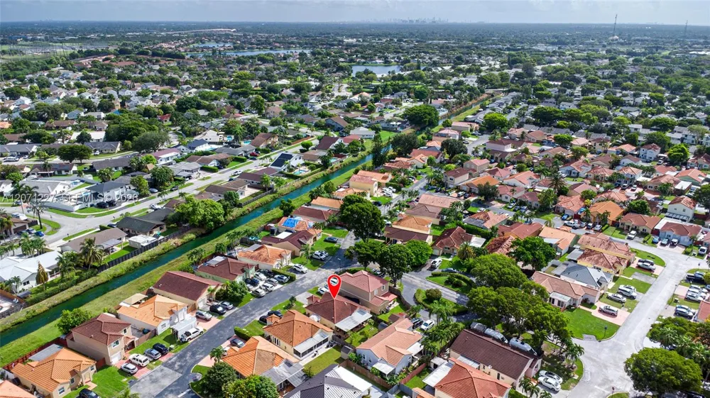 12916 SW 150th Ter Miami, FL 33186