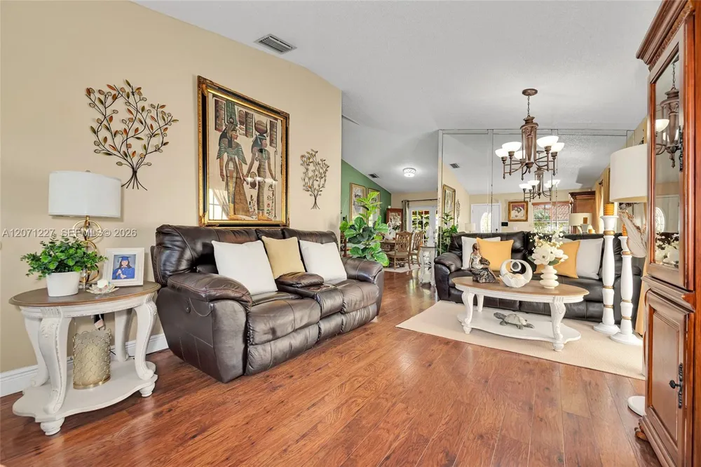 12916 SW 150th Ter Miami, FL 33186