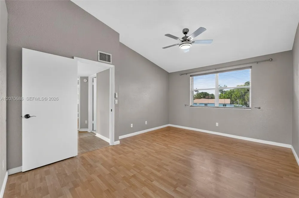 4848 Grapevine Way #4848 Davie, FL 33331