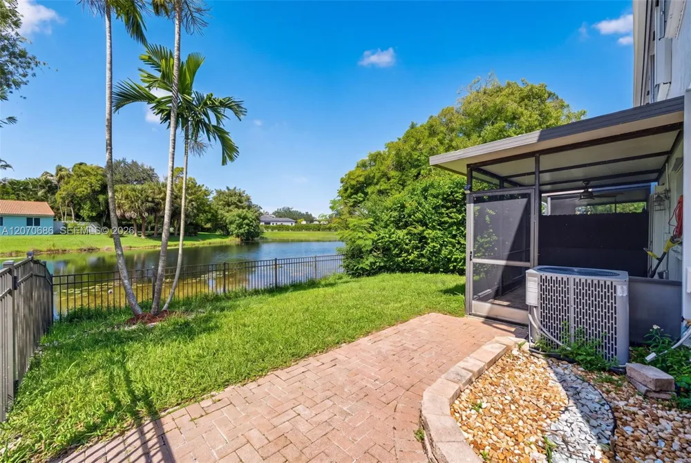4848 Grapevine Way #4848 Davie, FL 33331