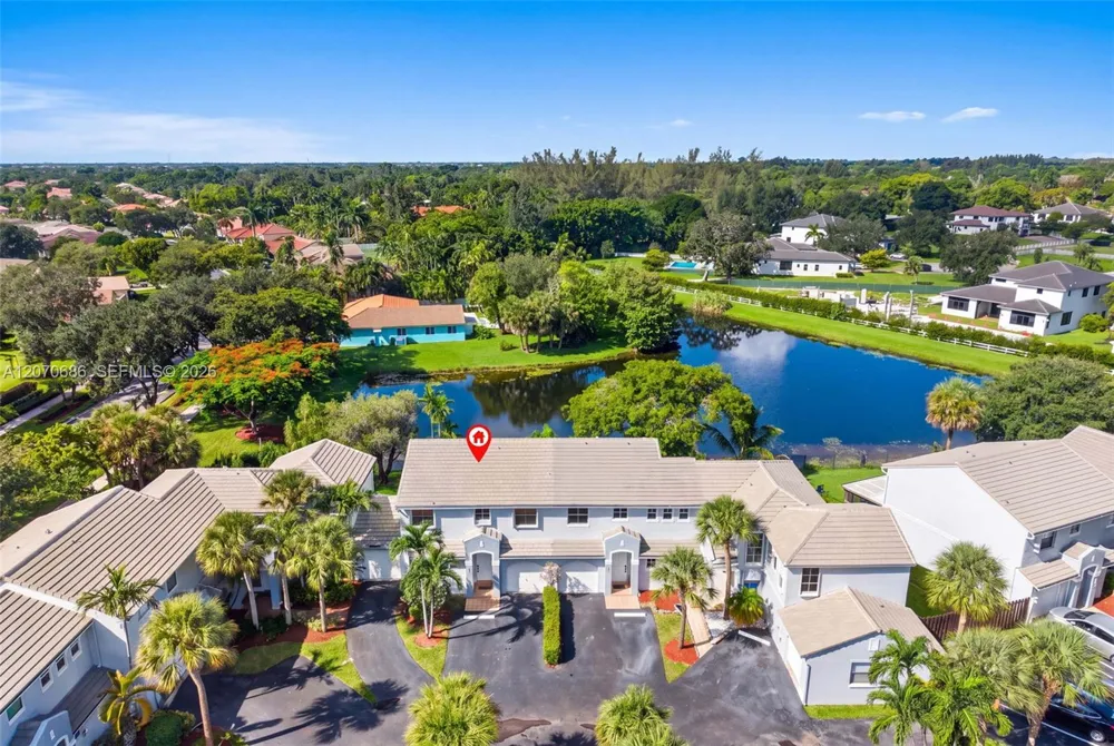 4848 Grapevine Way #4848 Davie, FL 33331