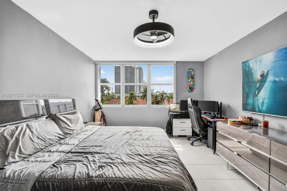 16565 NE 26th Ave #4E North Miami Beach, FL 33160