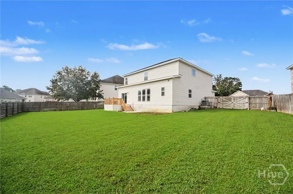 143 Grayson Avenue Savannah, GA 31419