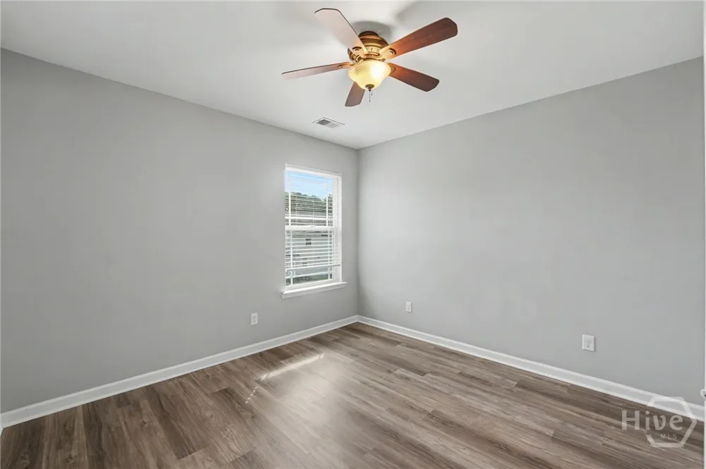143 Grayson Avenue Savannah, GA 31419