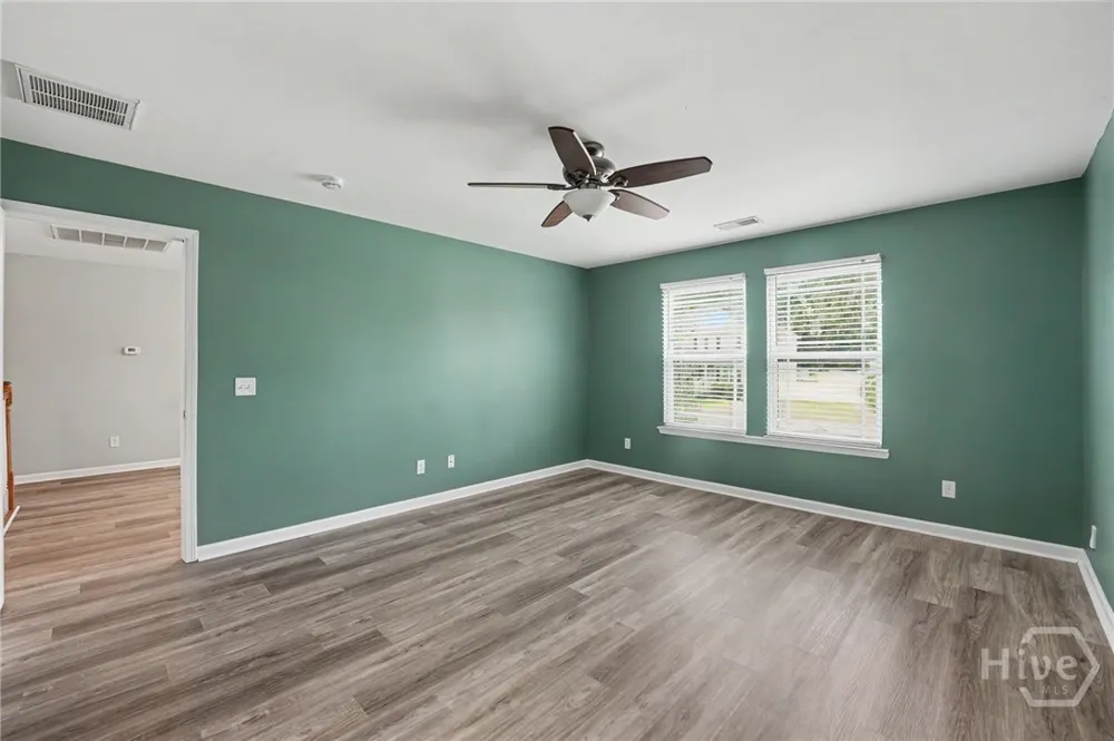 143 Grayson Avenue Savannah, GA 31419