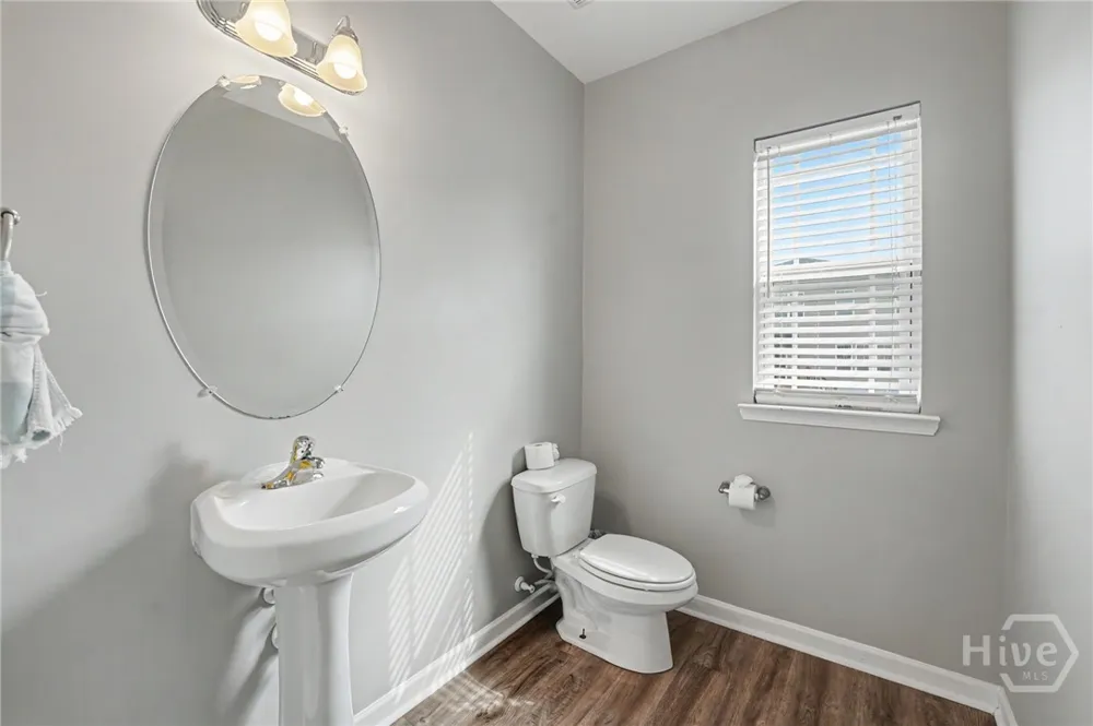 143 Grayson Avenue Savannah, GA 31419