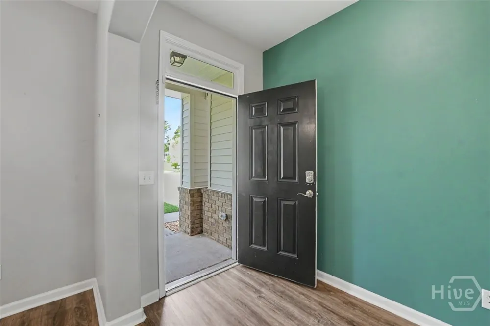 143 Grayson Avenue Savannah, GA 31419