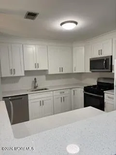 38 Worthington Court #6 Freehold, NJ 07728
