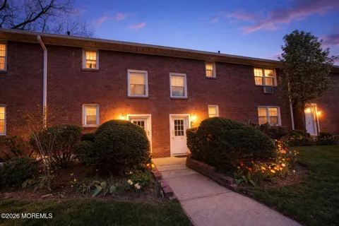 364 Westwood Avenue #16