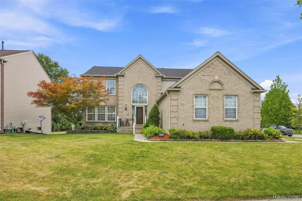 6819 Lakeway Street Ypsilanti Charter Township, MI 48197