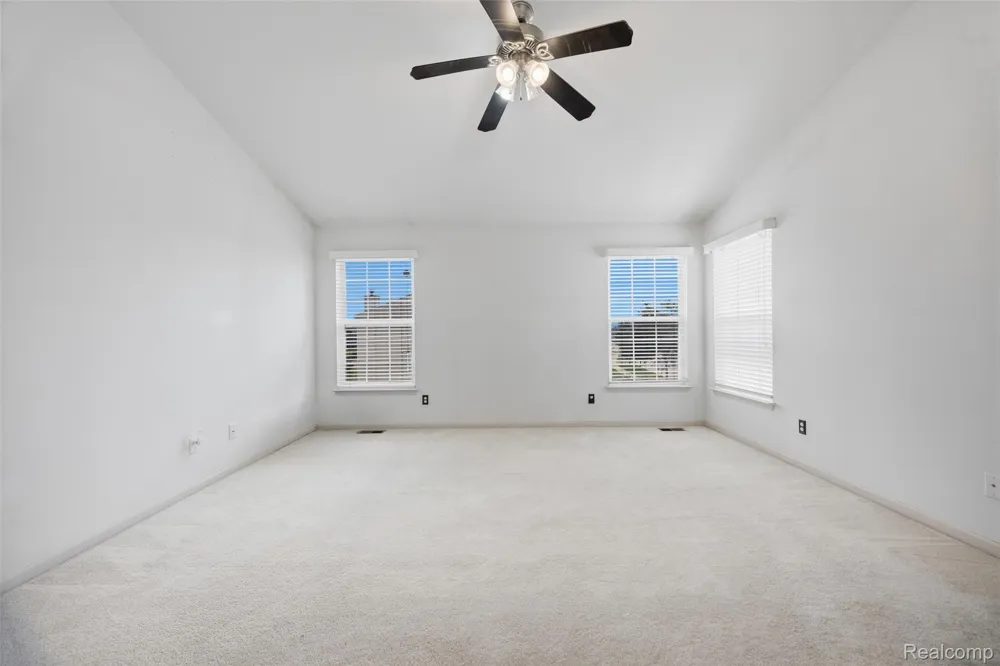 6819 Lakeway Street Ypsilanti Charter Township, MI 48197