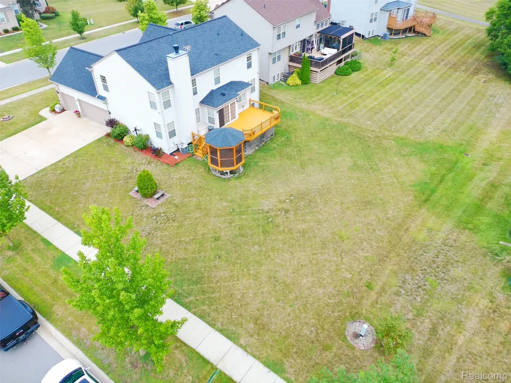 6819 Lakeway Street Ypsilanti Charter Township, MI 48197