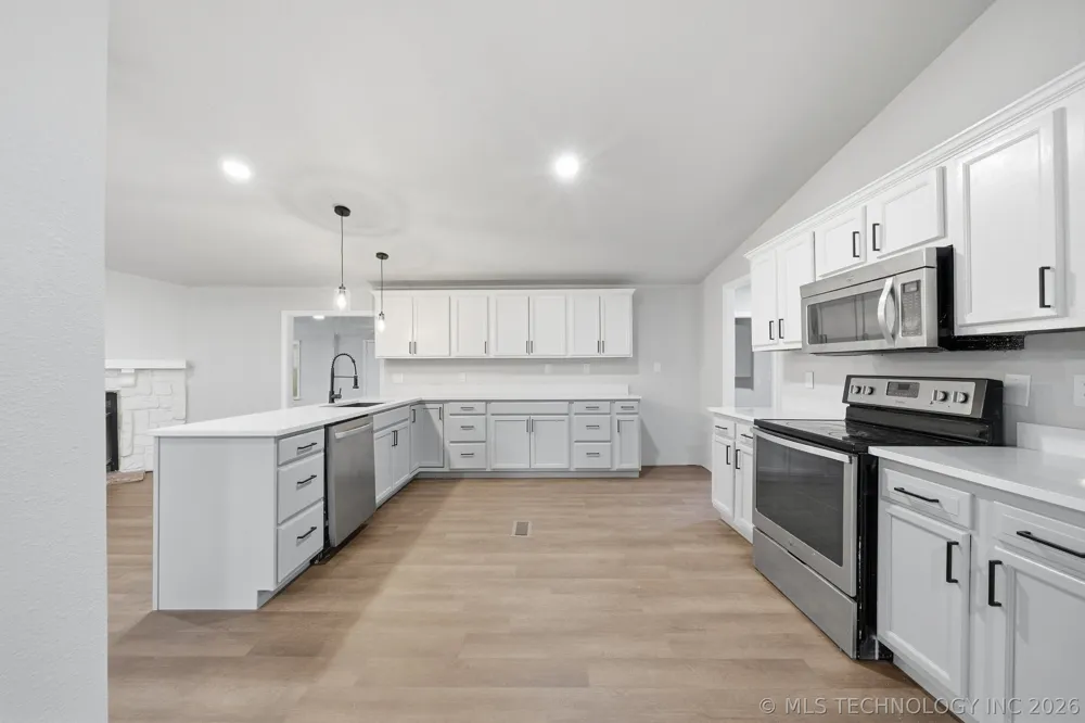 20601 E 440 ROAD Claremore, OK 74017