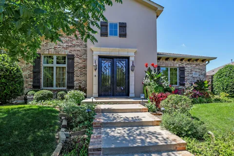 6110 Tuscany Village