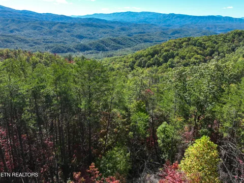 32 Chilhowee Tr