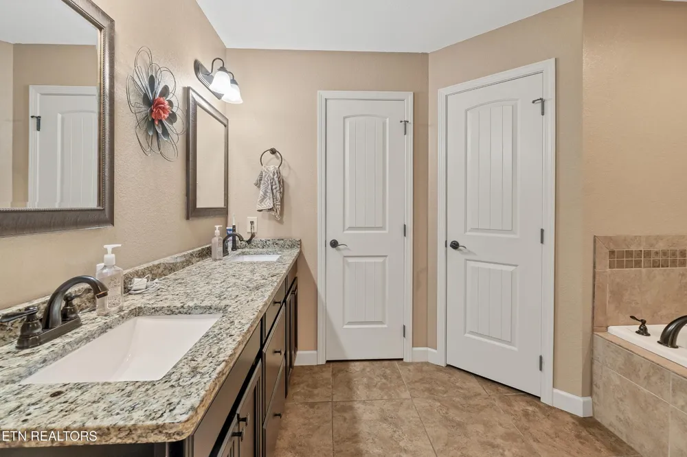645 Berrywood Drive Maryville, TN 37801
