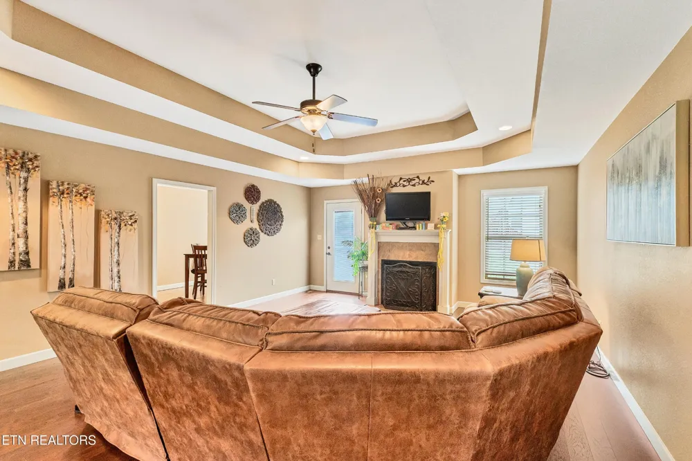 645 Berrywood Drive Maryville, TN 37801