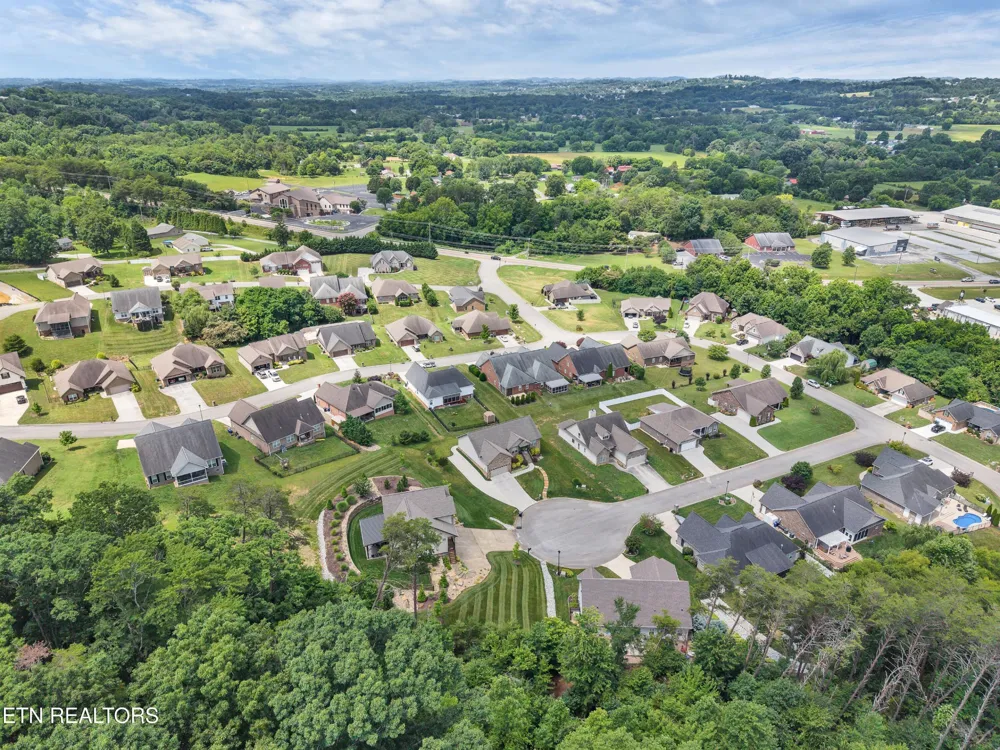 645 Berrywood Drive Maryville, TN 37801