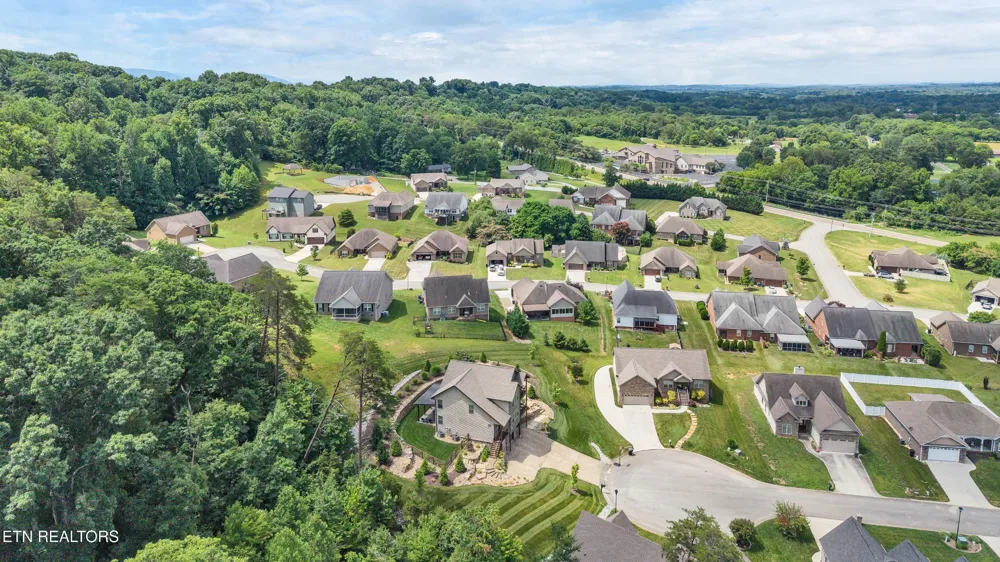 645 Berrywood Drive Maryville, TN 37801