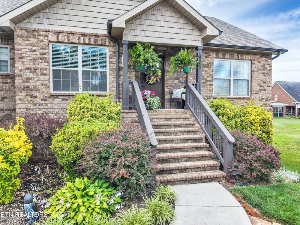 645 Berrywood Drive Maryville, TN 37801