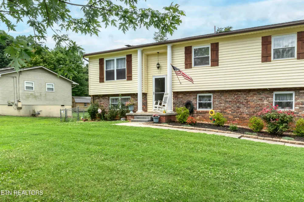 315 Arbor Drive Maryville, TN 37804