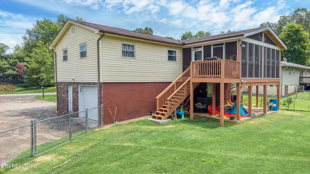 315 Arbor Drive Maryville, TN 37804