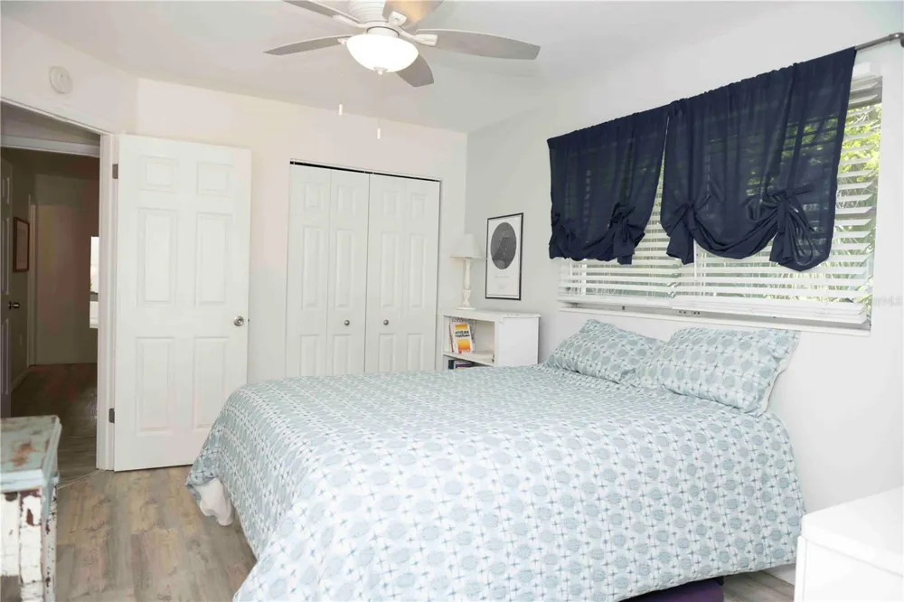 6061 CORAL WAY Bradenton, FL 34207