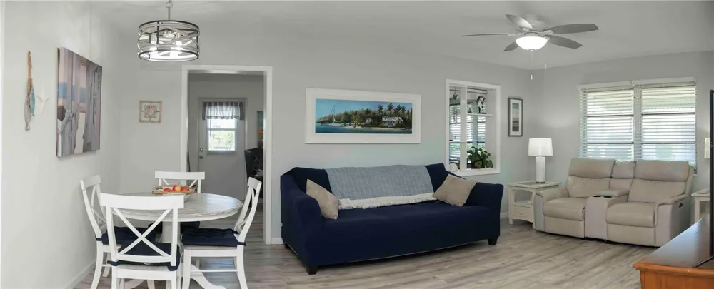 6061 CORAL WAY Bradenton, FL 34207