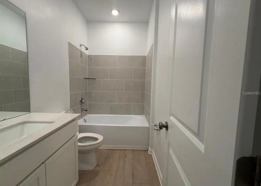 1607 LOXLEY TRAIL Kissimmee, FL 34746