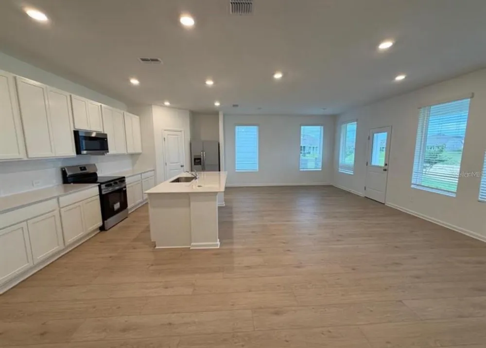 1607 LOXLEY TRAIL Kissimmee, FL 34746