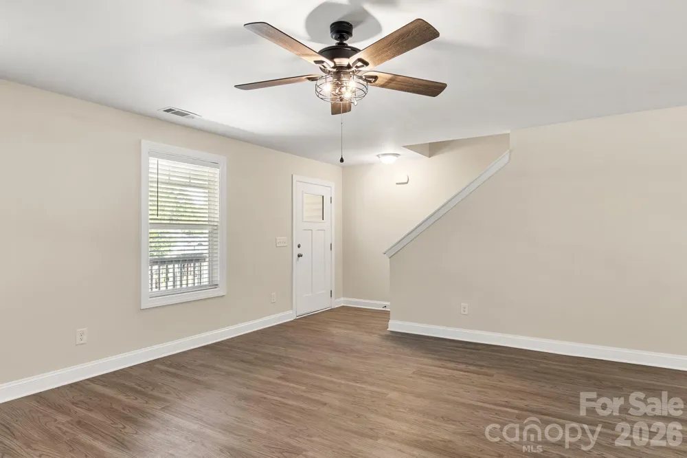 2595 Henry Falls Drive Hickory, NC 28602