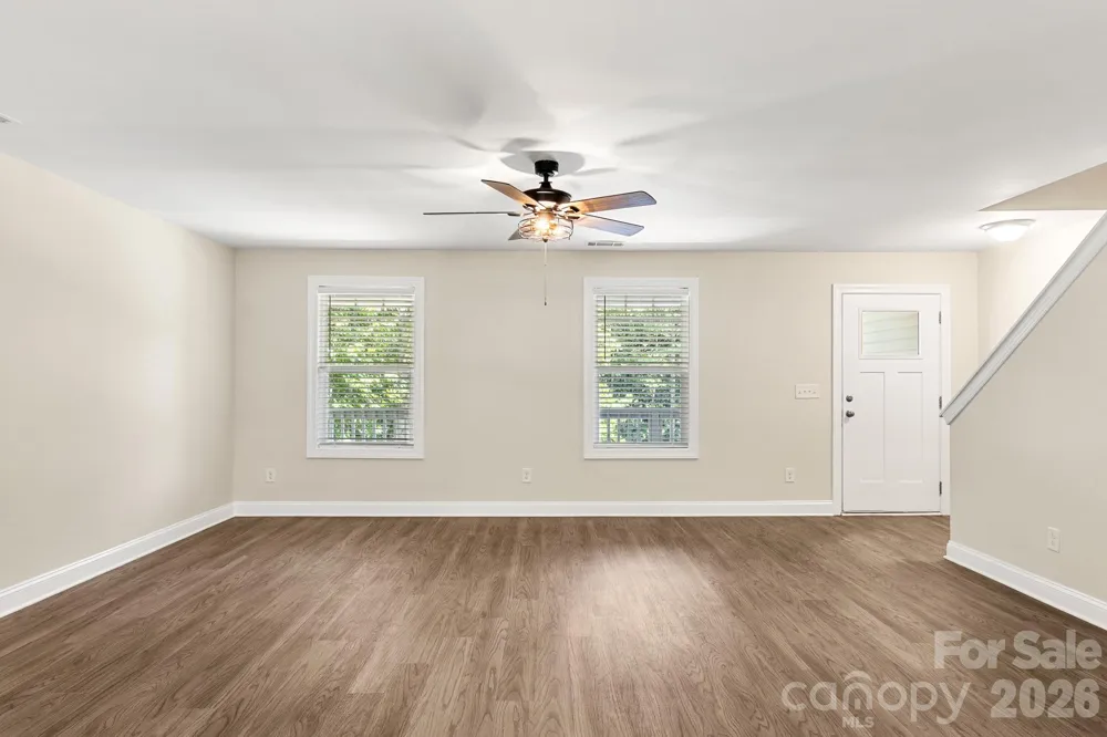 2595 Henry Falls Drive Hickory, NC 28602