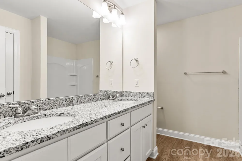 2595 Henry Falls Drive Hickory, NC 28602