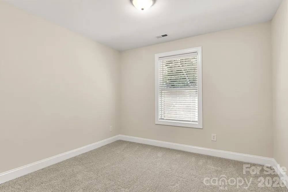 2595 Henry Falls Drive Hickory, NC 28602