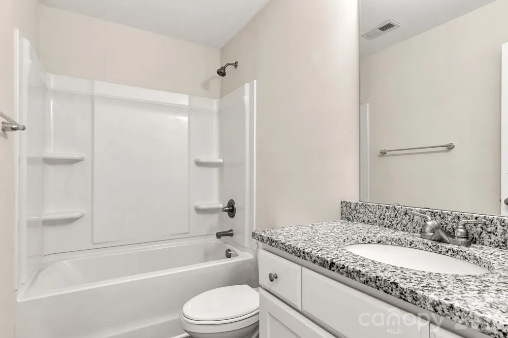 2595 Henry Falls Drive Hickory, NC 28602