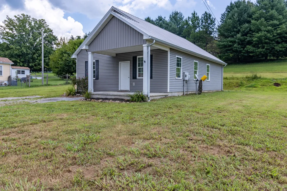 1770 Main Street Dunlap, TN 37327