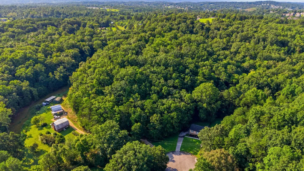 8231 Rolling Stone Lane Ooltewah, TN 37363