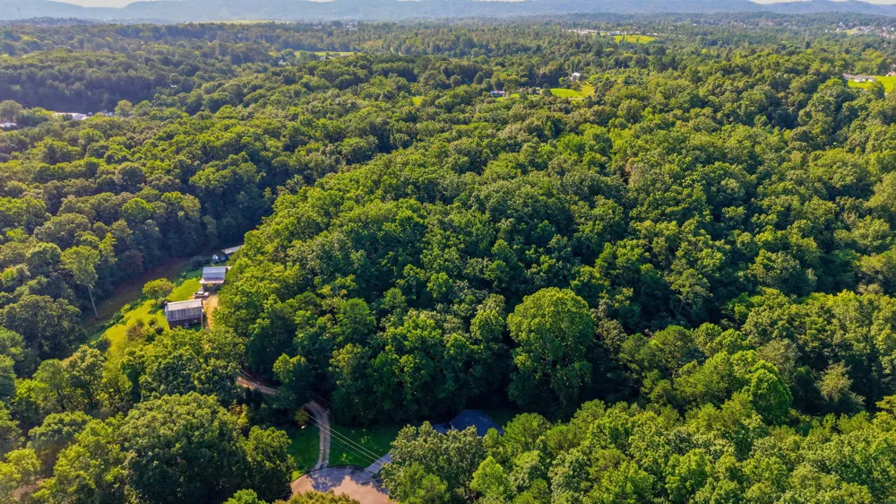 8231 Rolling Stone Lane Ooltewah, TN 37363