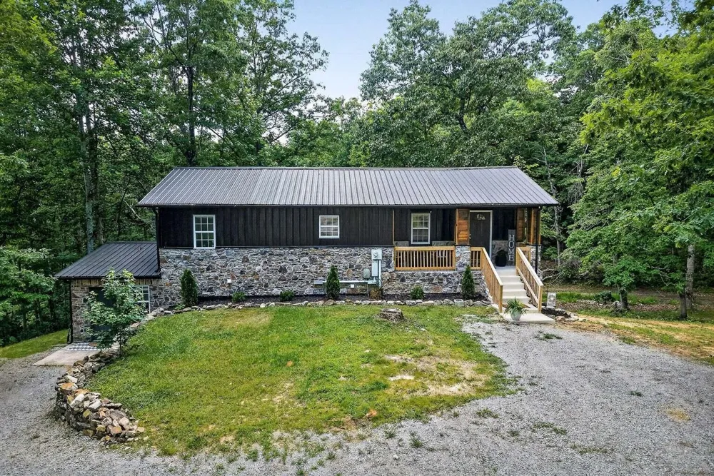 9388 Harrison Ferry Road McMinnville, TN 37110