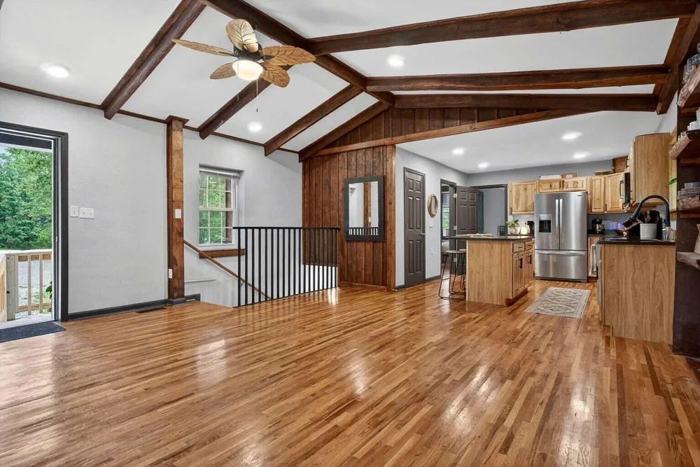 9388 Harrison Ferry Road McMinnville, TN 37110