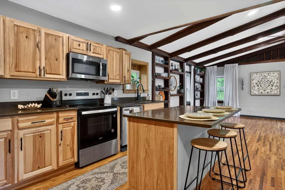 9388 Harrison Ferry Road McMinnville, TN 37110
