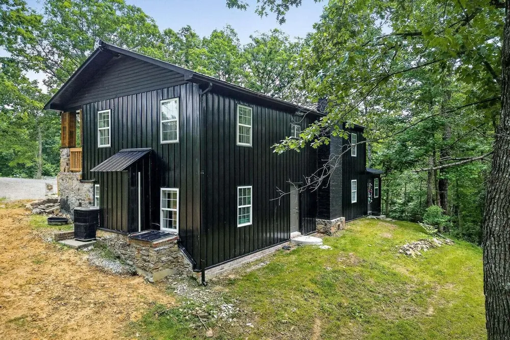 9388 Harrison Ferry Road McMinnville, TN 37110