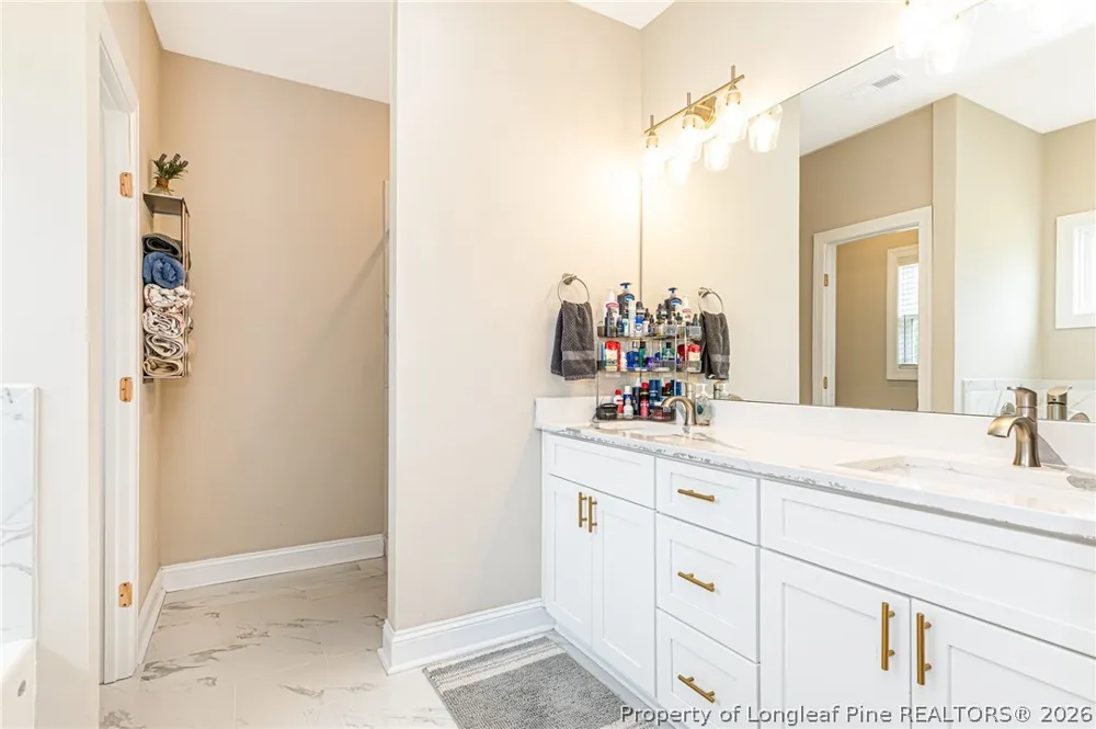 1205 Palestine Road Linden, NC 28356