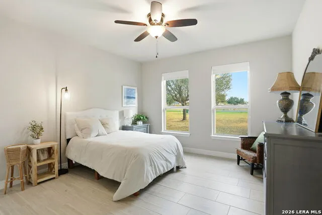 109 W Short Meadow Lytle, TX 78052