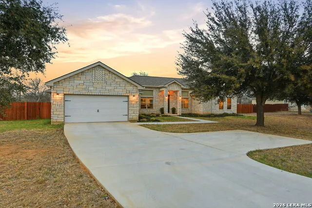 109 W Short Meadow Lytle, TX 78052