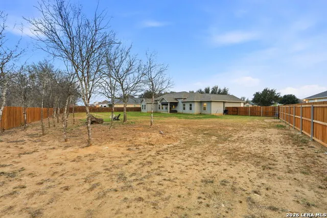 109 W Short Meadow Lytle, TX 78052