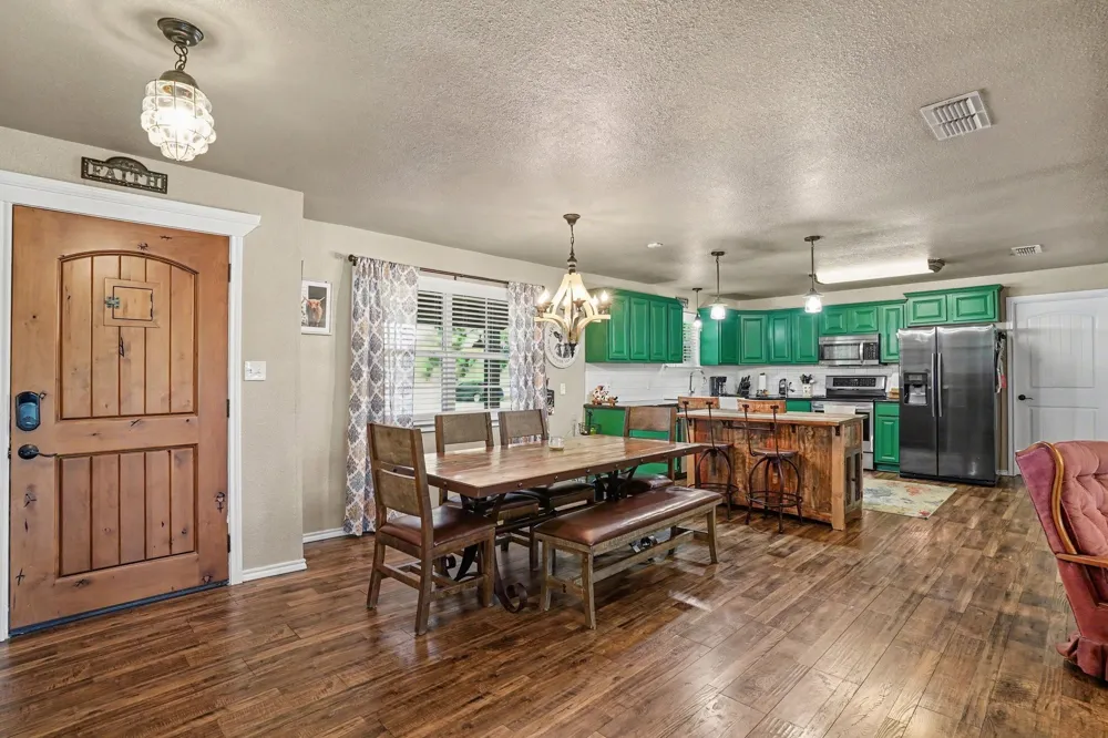 3845 County Road 415 Alvarado, TX 76009