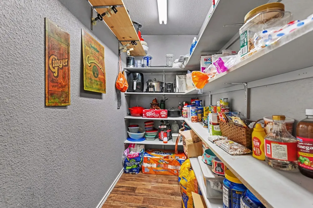 3845 County Road 415 Alvarado, TX 76009
